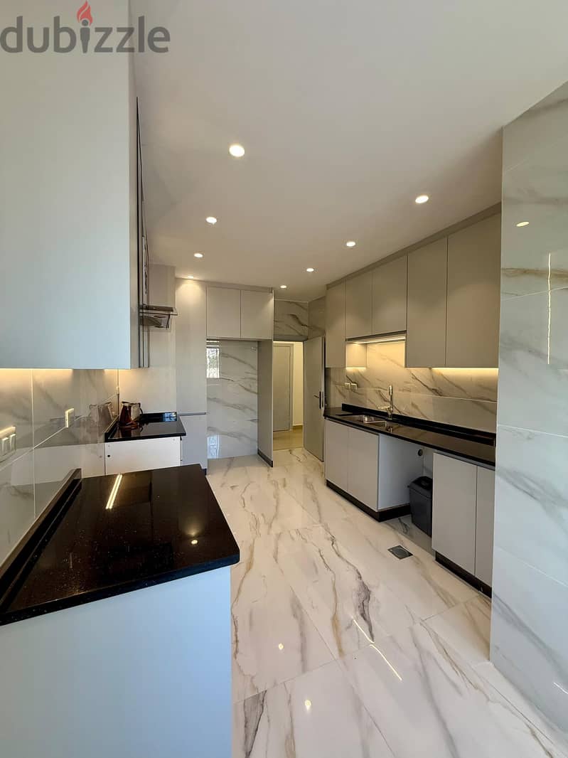 3 Bedroom Villa with Commercial Potential 4