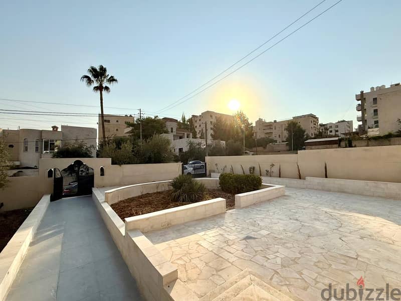 3 Bedroom Villa with Commercial Potential 5