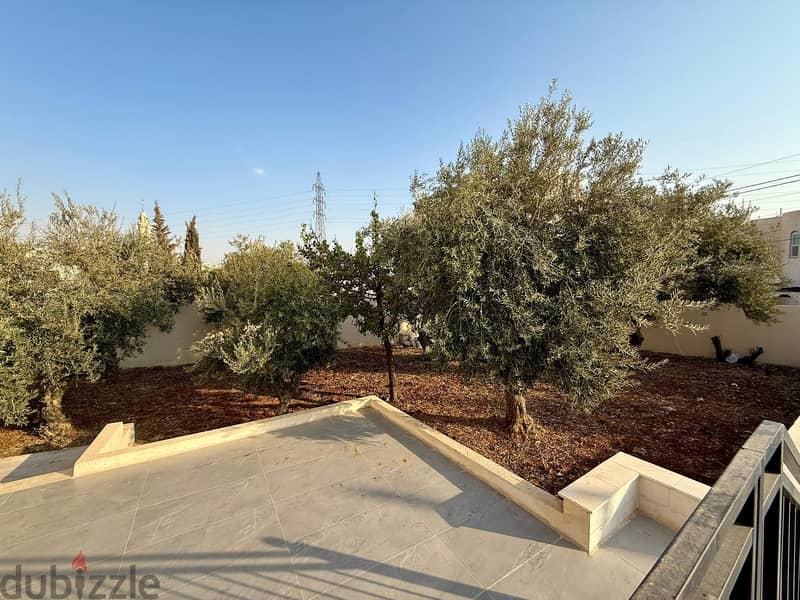 3 Bedroom Villa with Commercial Potential 6