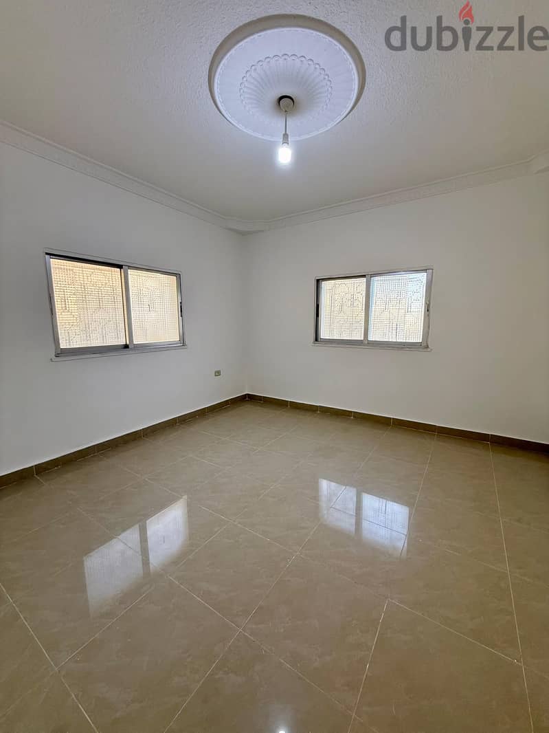 3 Bedroom Villa with Commercial Potential 8