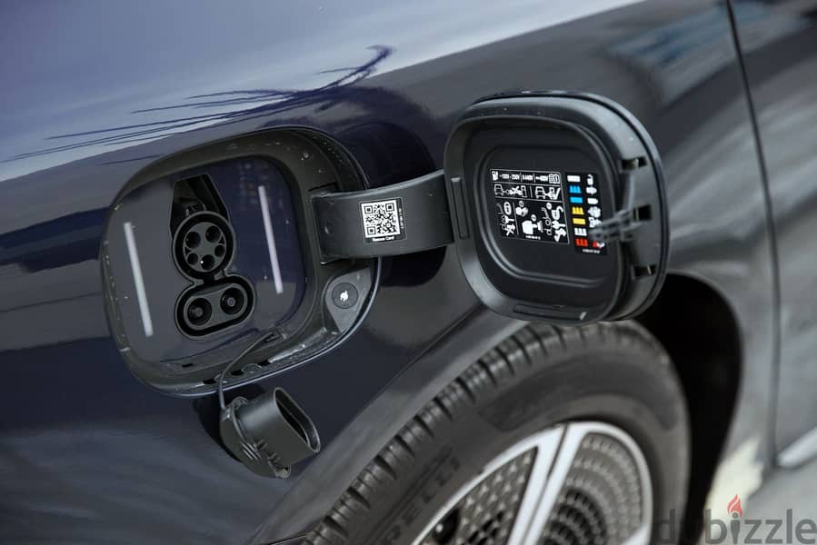 Mercedes-Benz EQS 450 4Matic 2023 9