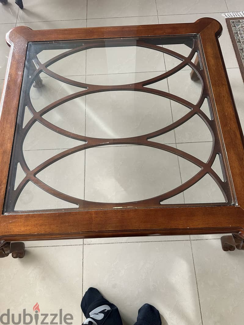 Living and guest room sets with center tables 5