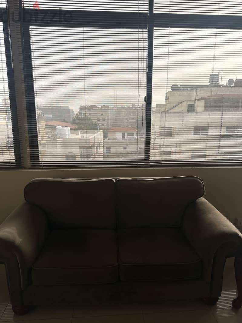 Living and guest room sets with center tables 8