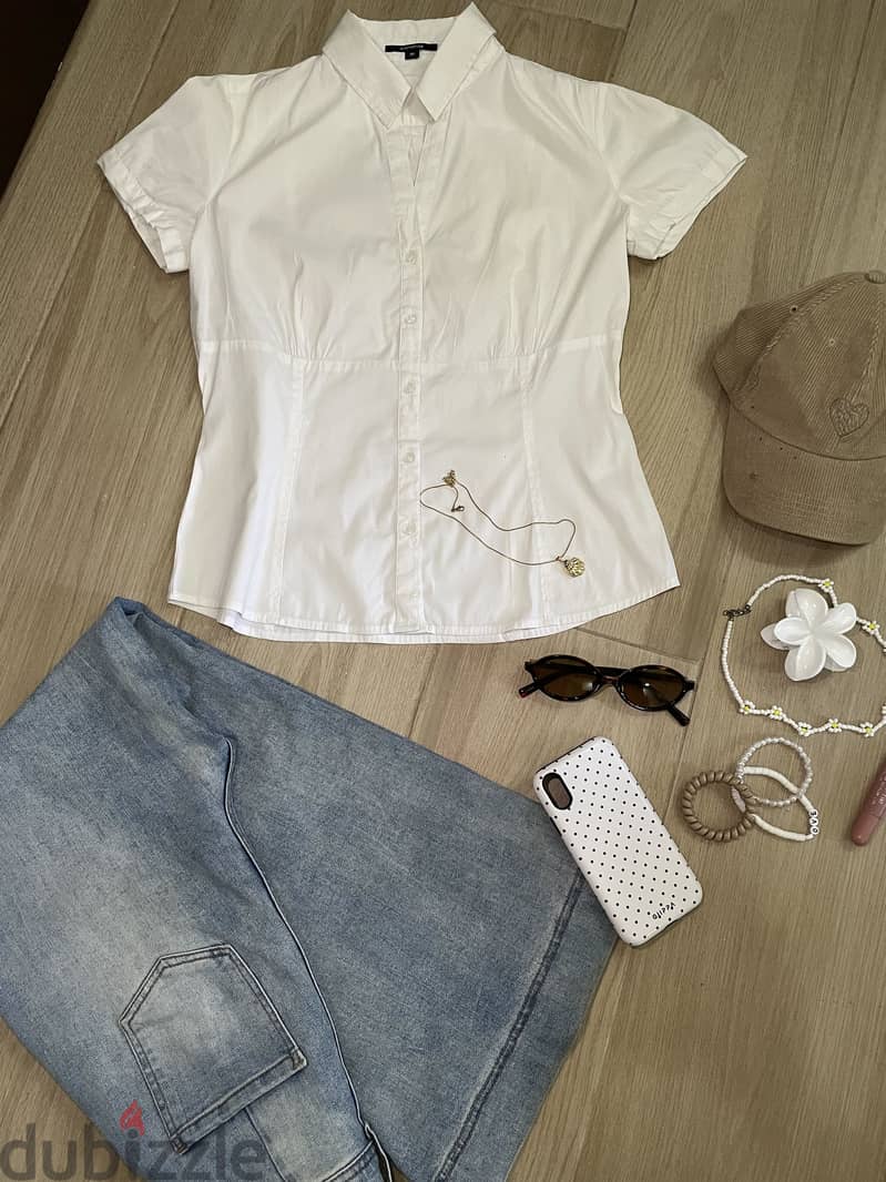 قطعة بسيطة بس بتعمل اللوك clean & classy  بكل سهولة 3