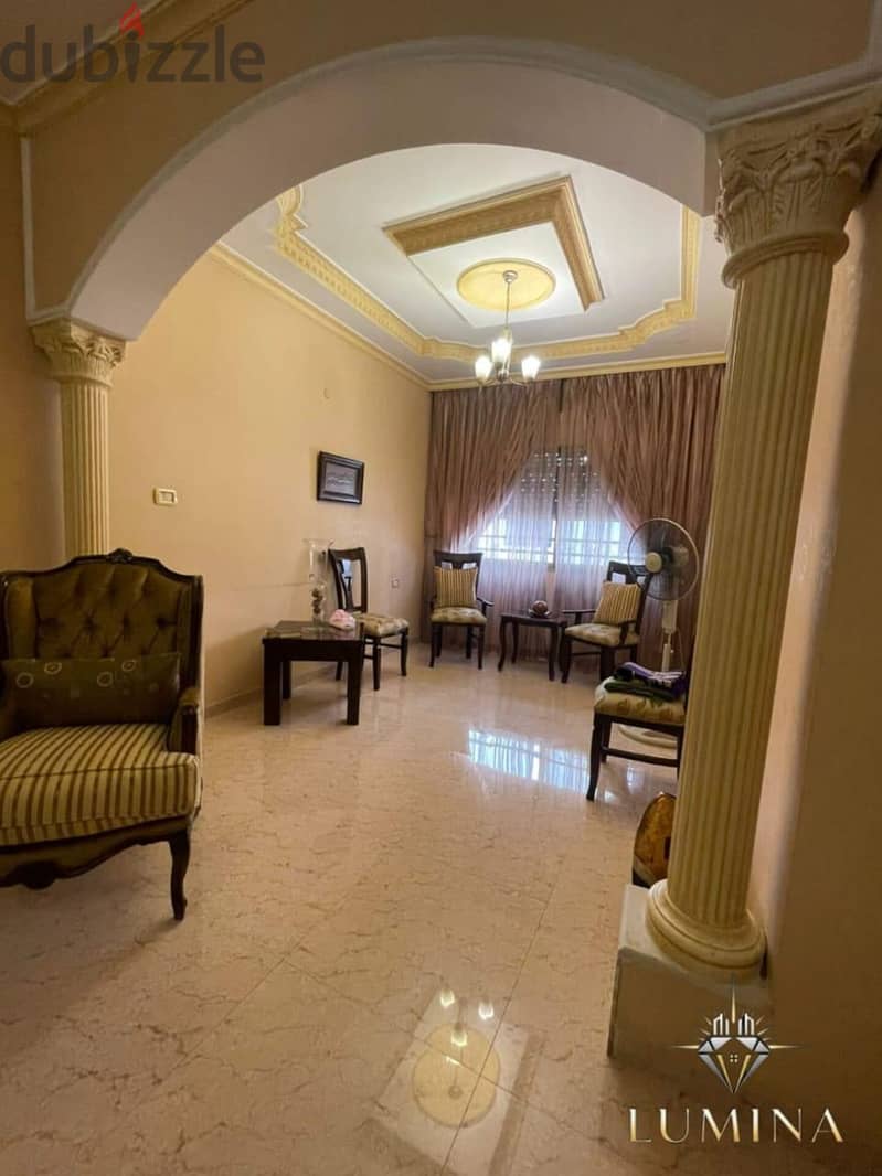 شارع الحرية 10