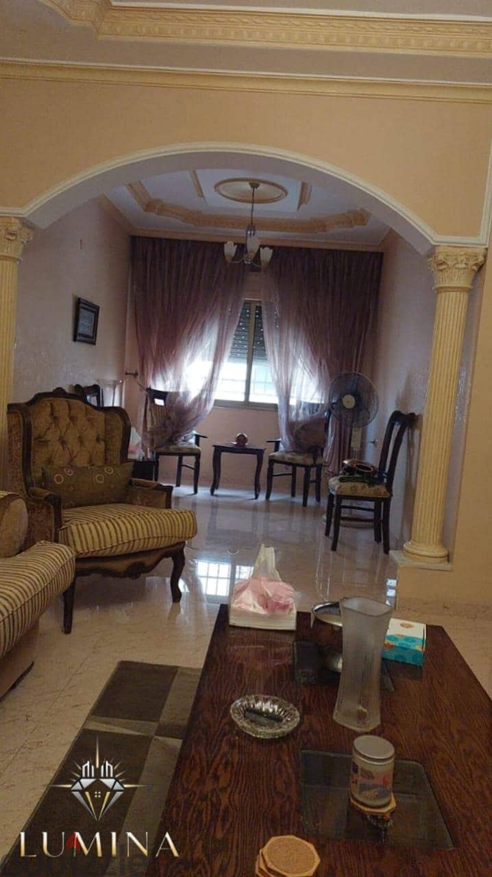 شارع الحرية 12