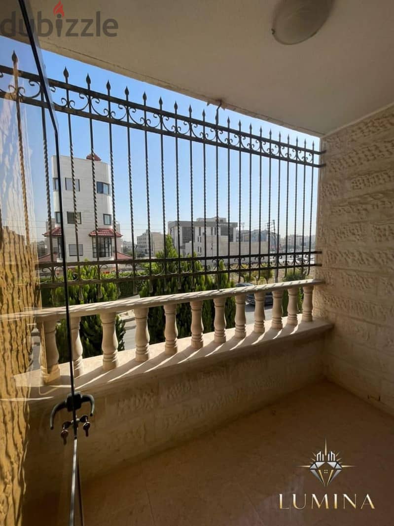 شارع الحرية 13