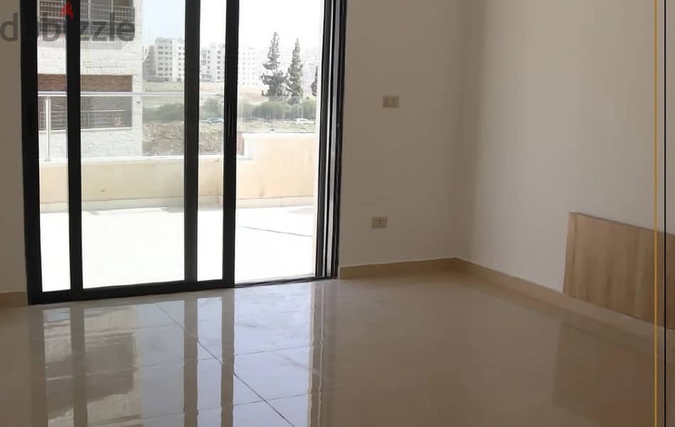 شقة طابق أخير مع روف186م+40م ترس إطلالة مميزة في دير غبار ويوجد طوابق 7