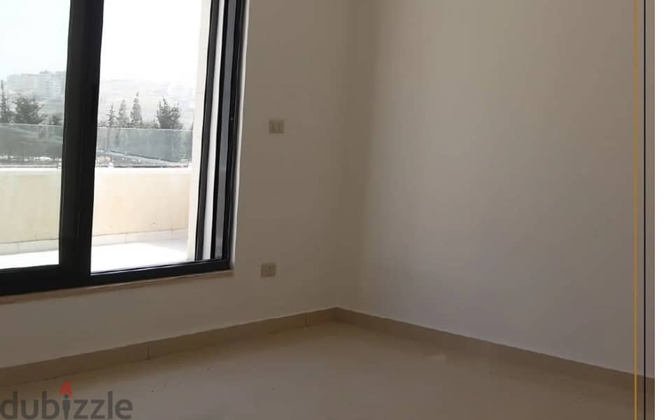شقة طابق أخير مع روف186م+40م ترس إطلالة مميزة في دير غبار ويوجد طوابق 10