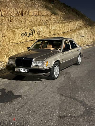مرسيدس بنز إي 200 1992